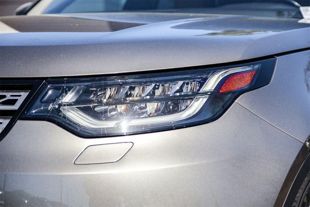 used 2020 Land Rover Discovery car, priced at $18,318