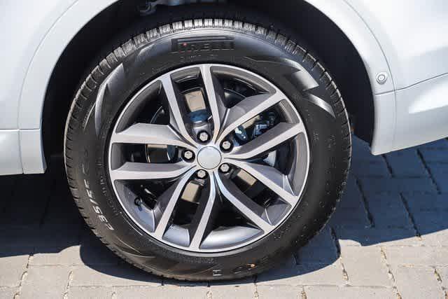 new 2024 Land Rover Discovery Sport car, priced at $45,635