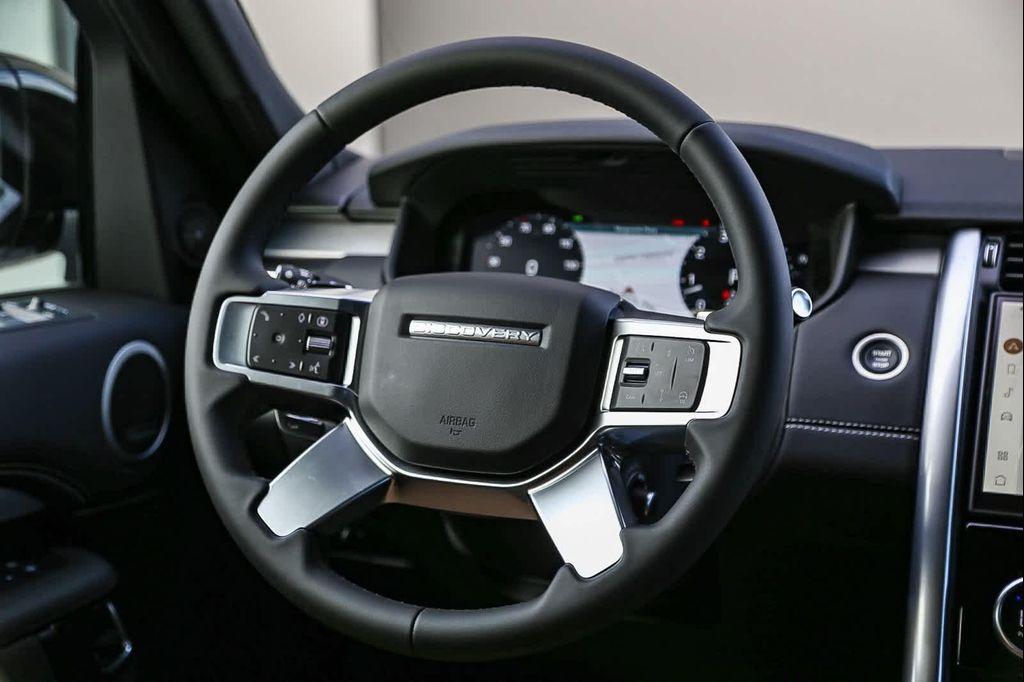 new 2026 Land Rover Discovery car, priced at $81,076