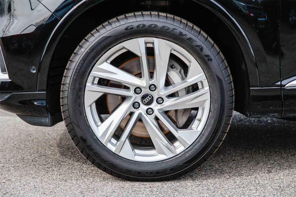 used 2022 Audi Q7 car, priced at $35,995
