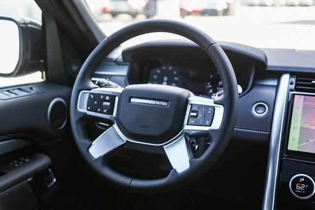 new 2025 Land Rover Discovery car, priced at $74,550
