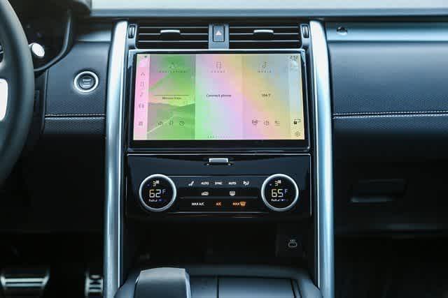 new 2025 Land Rover Discovery car, priced at $74,550
