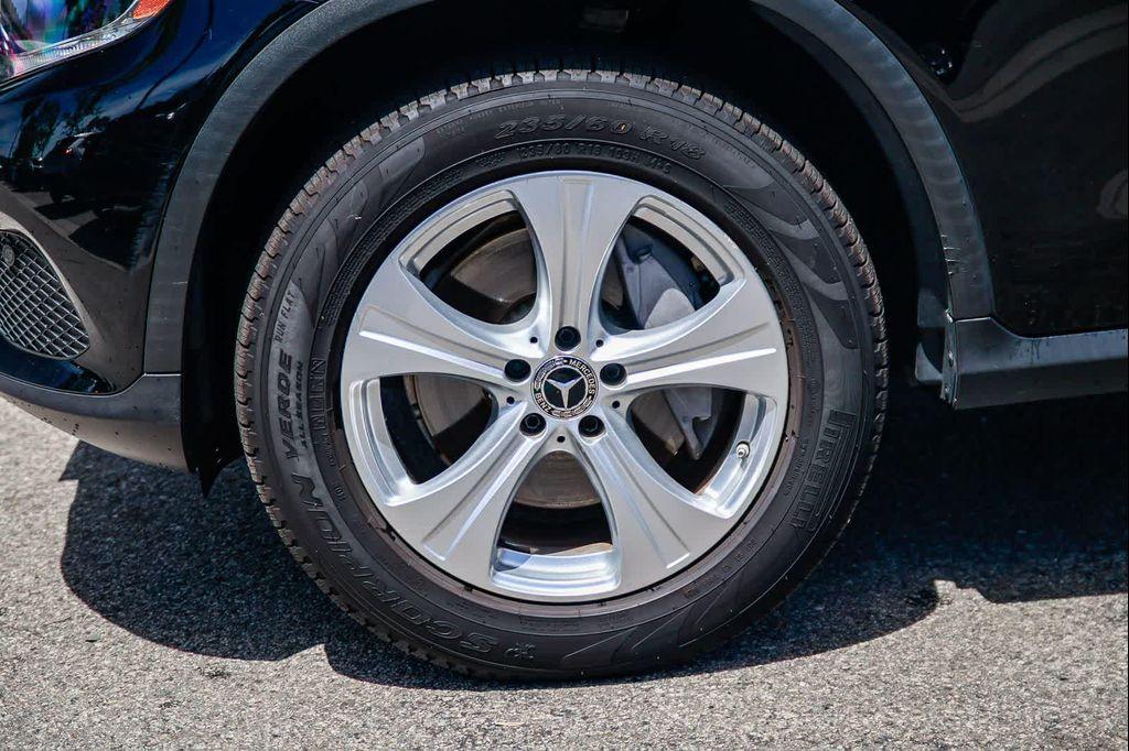 used 2018 Mercedes-Benz GLC 300 car, priced at $16,222