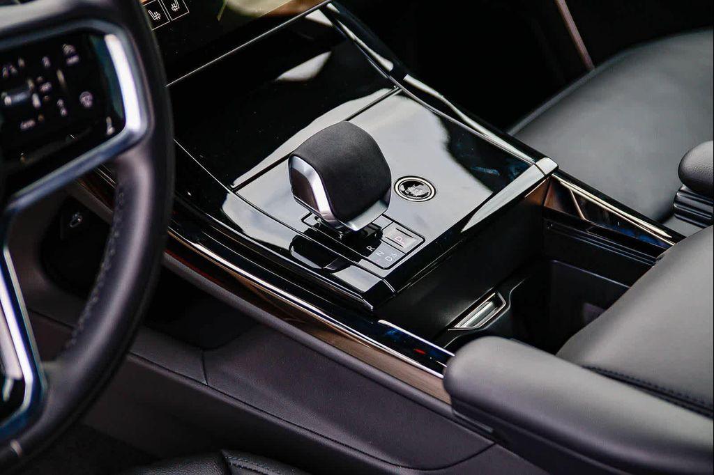 used 2025 Land Rover Range Rover Sport car, priced at $72,555