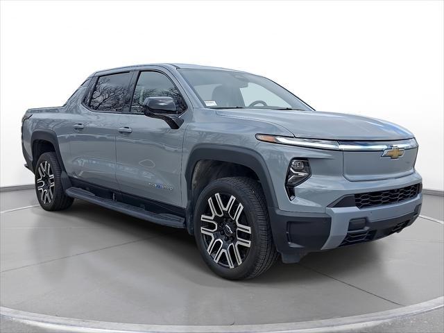 new 2026 Chevrolet Silverado EV car, priced at $65,790