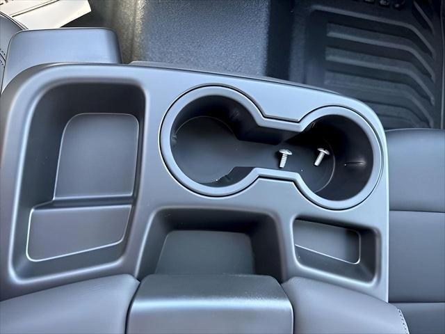 new 2025 Chevrolet Silverado 1500 car, priced at $46,105