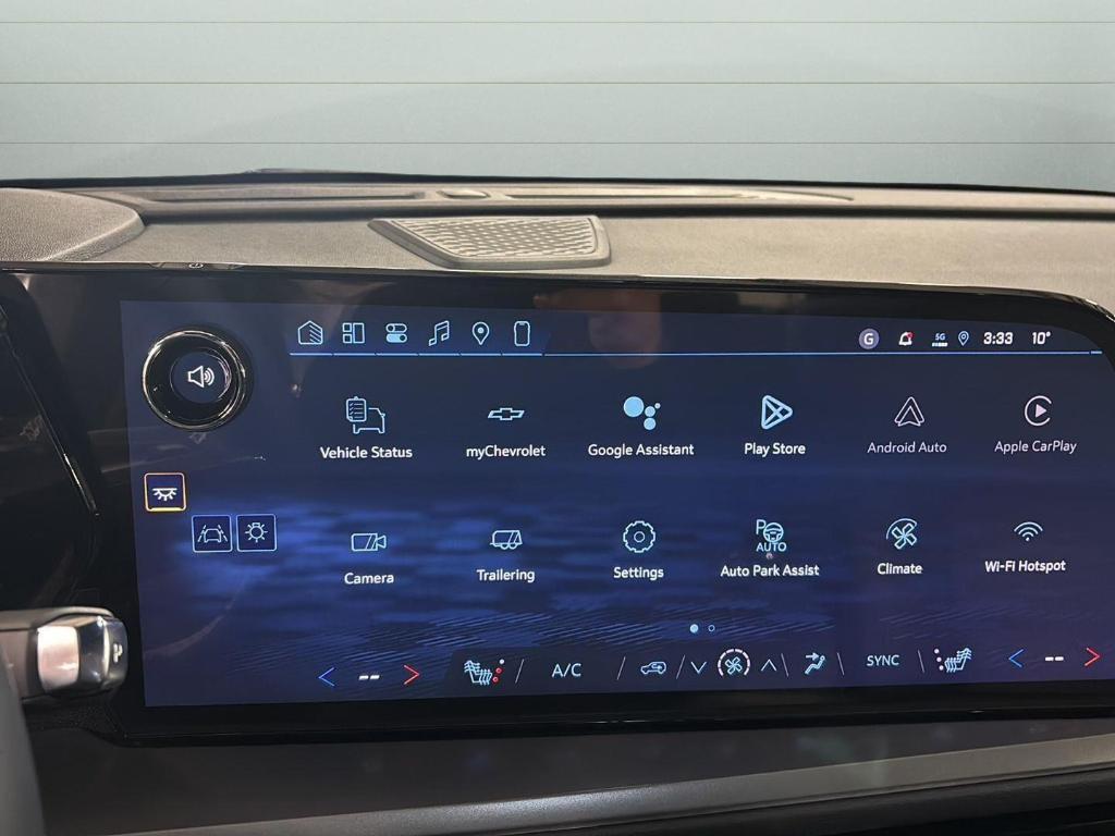 new 2026 Chevrolet Traverse car, priced at $49,355