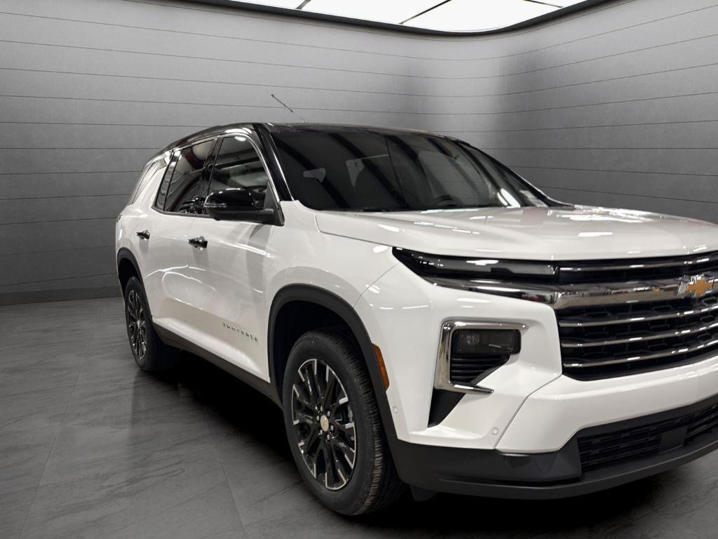 new 2026 Chevrolet Traverse car, priced at $49,355