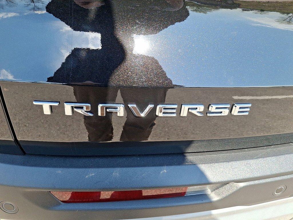 new 2025 Chevrolet Traverse car, priced at $52,547