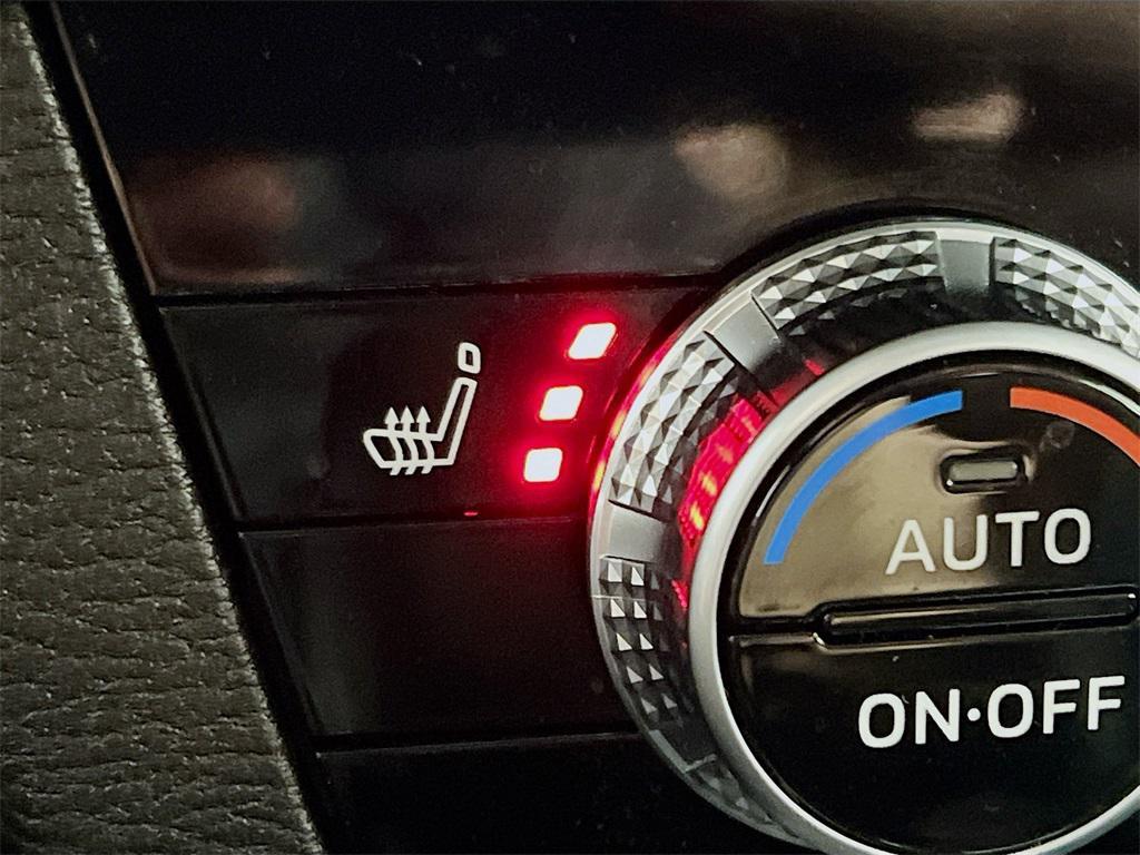 used 2024 Mitsubishi Outlander car, priced at $22,695