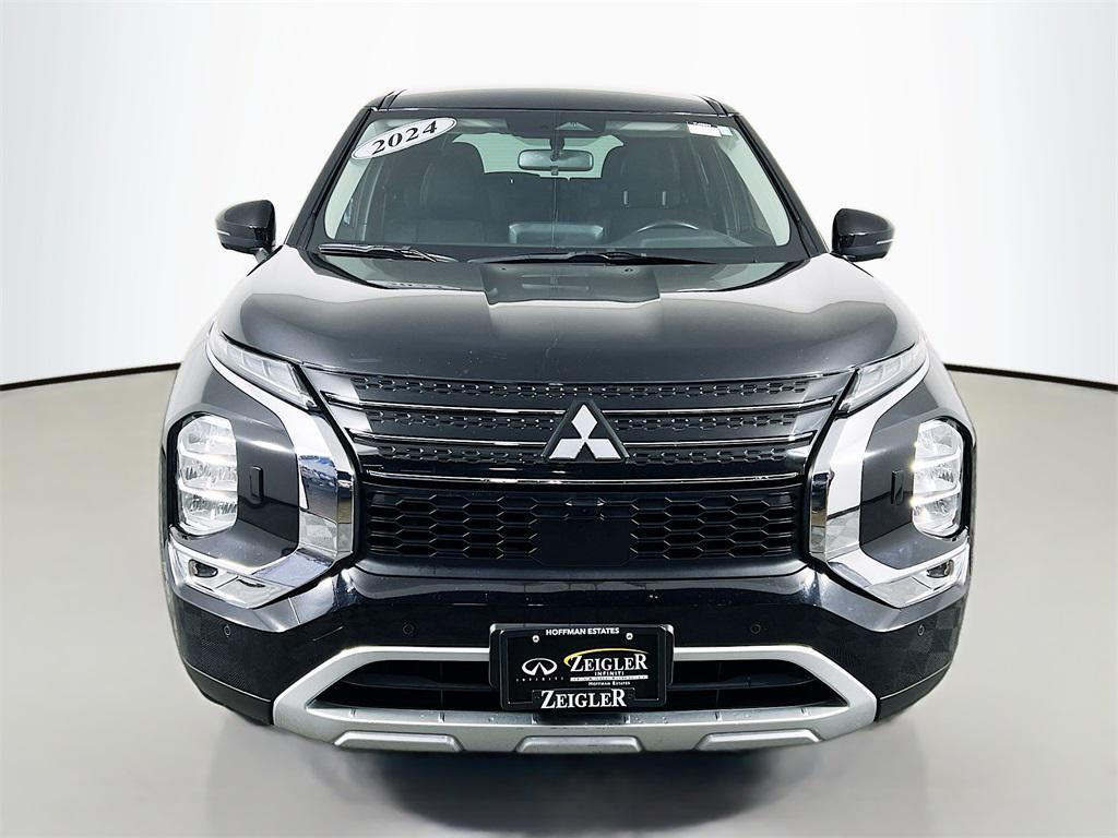 used 2024 Mitsubishi Outlander car, priced at $22,695