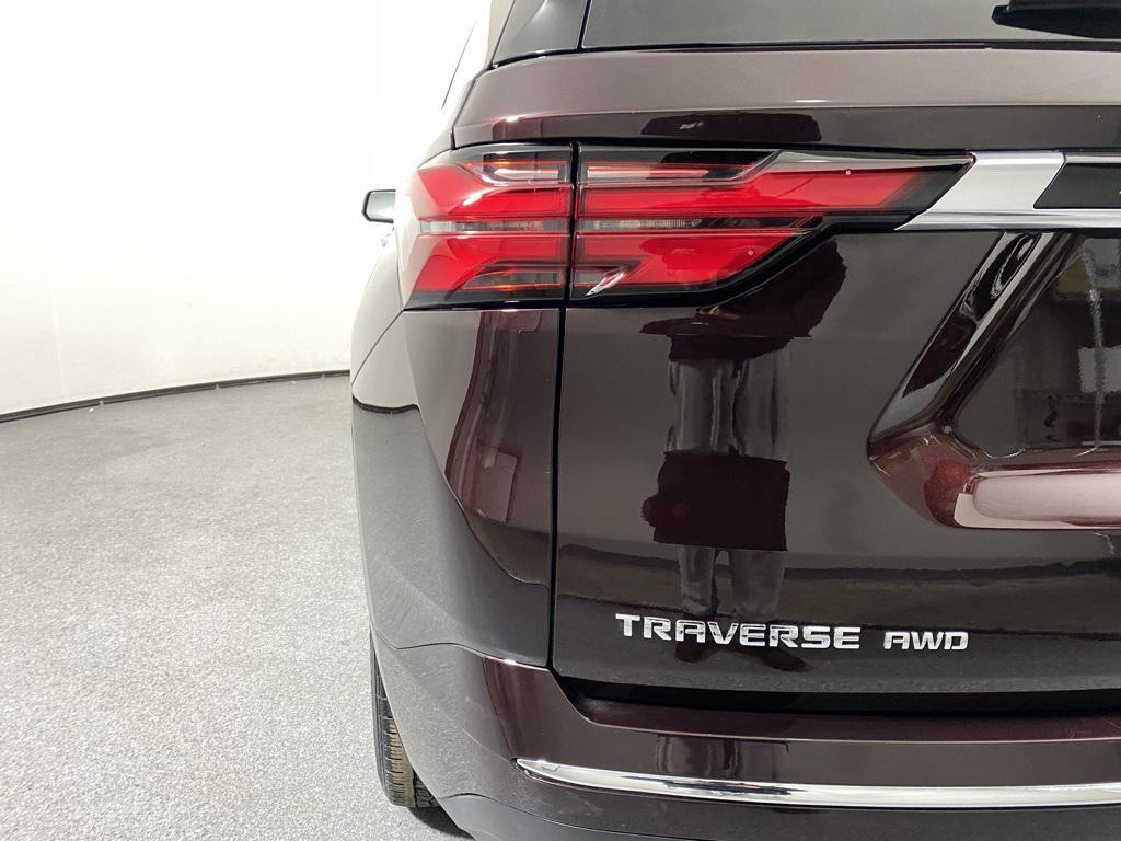 used 2023 Chevrolet Traverse car, priced at $38,291