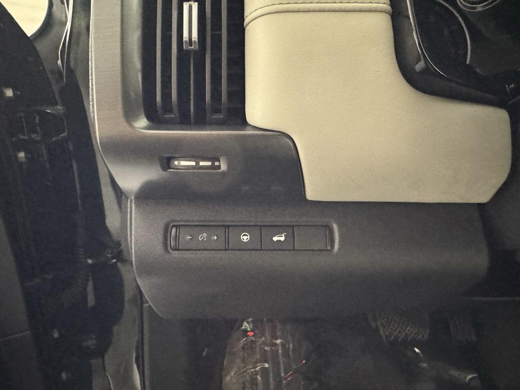 used 2024 Nissan Pathfinder car, priced at $29,991