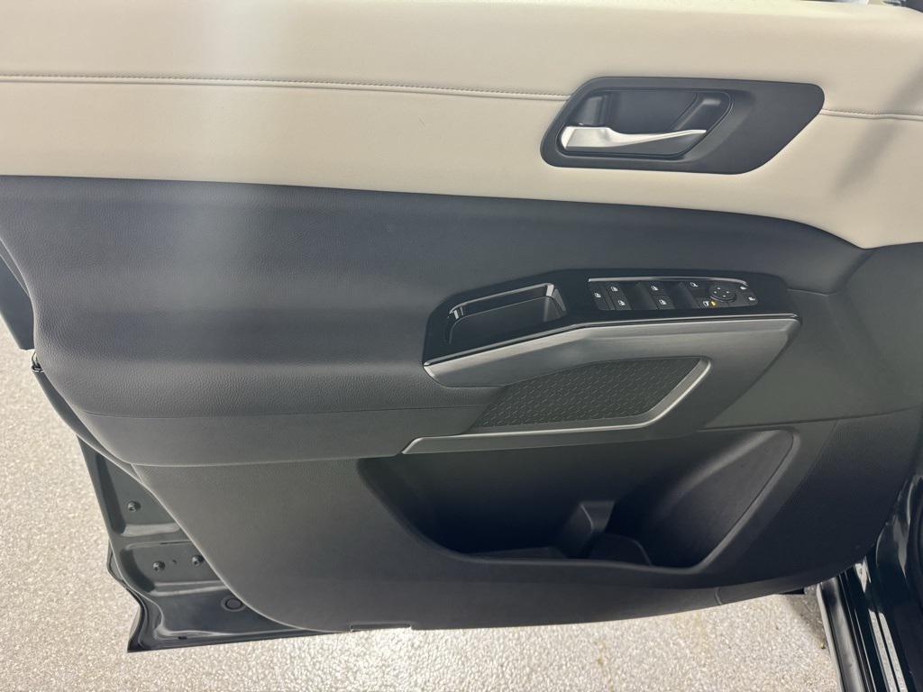 used 2024 Nissan Pathfinder car, priced at $29,991