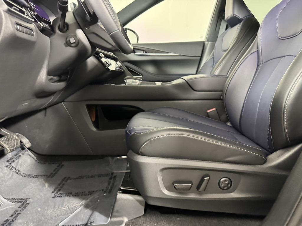 used 2026 INFINITI QX60 car, priced at $50,510