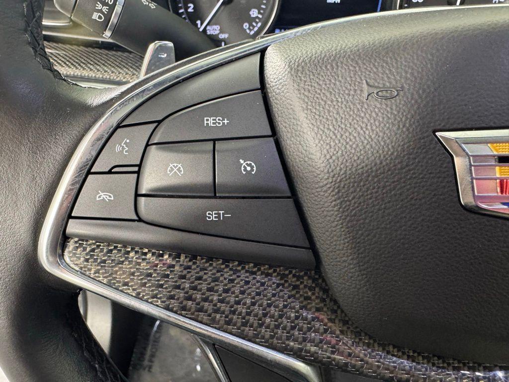 used 2020 Cadillac XT5 car