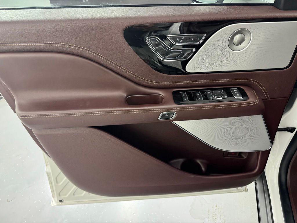 used 2023 Lincoln Aviator car, priced at $56,295