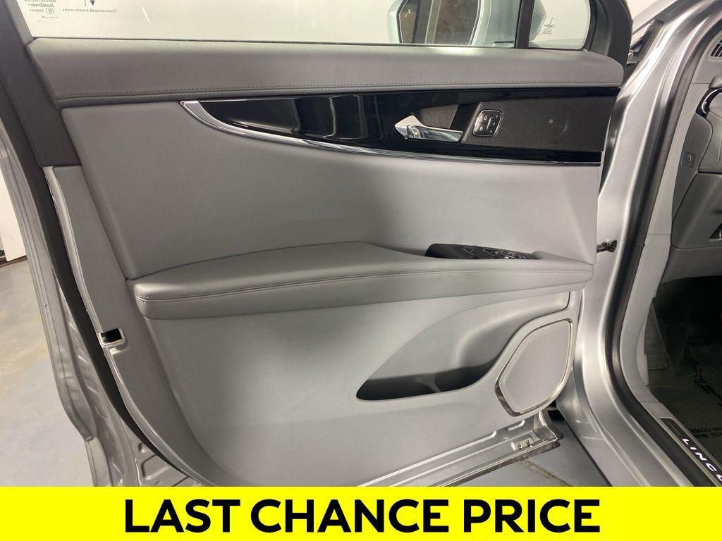 used 2023 Lincoln Nautilus car, priced at $34,853