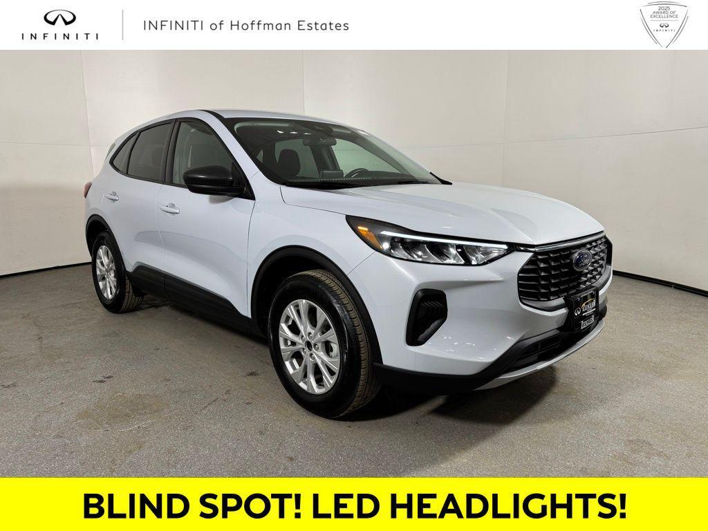 used 2025 Ford Escape car, priced at $23,106