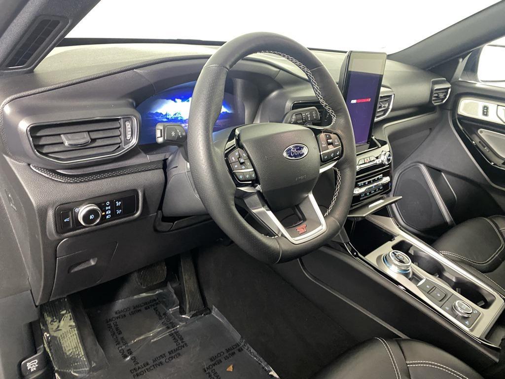 used 2023 Ford Explorer car, priced at $41,265