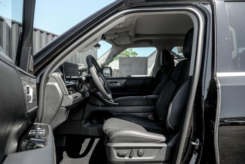 new 2026 INFINITI QX80 car, priced at $90,680
