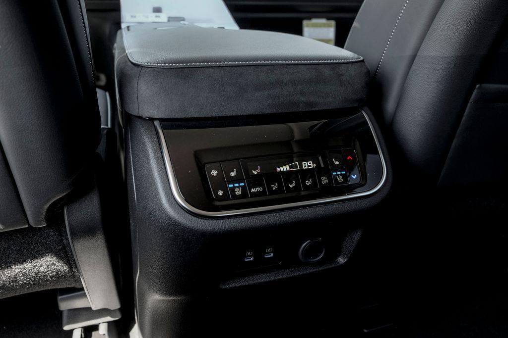 new 2026 INFINITI QX80 car, priced at $90,680
