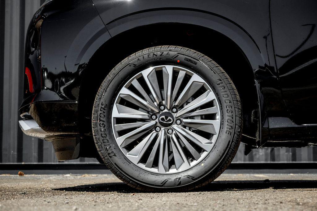 new 2026 INFINITI QX80 car, priced at $90,680