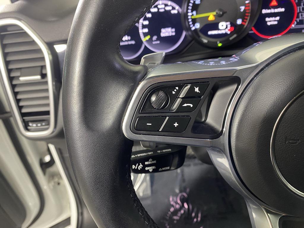 used 2022 Porsche Cayenne car, priced at $61,095