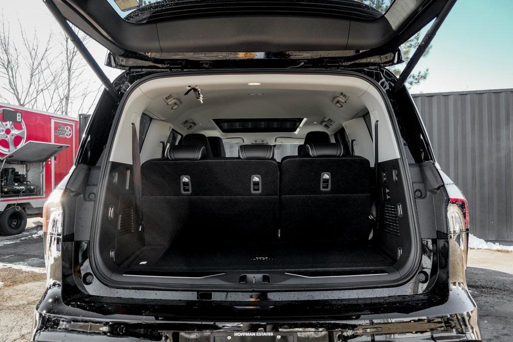 new 2026 INFINITI QX80 car, priced at $85,303