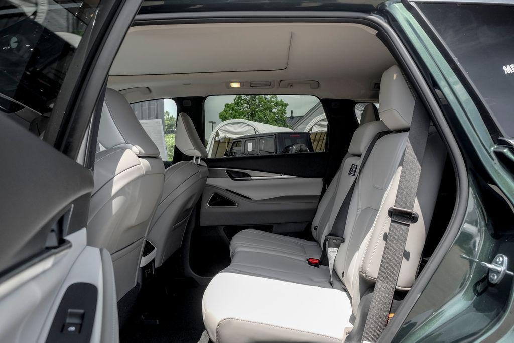 new 2027 INFINITI QX60 car, priced at $62,712