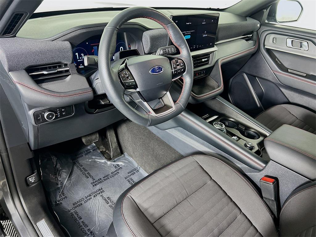 used 2025 Ford Explorer car, priced at $41,054