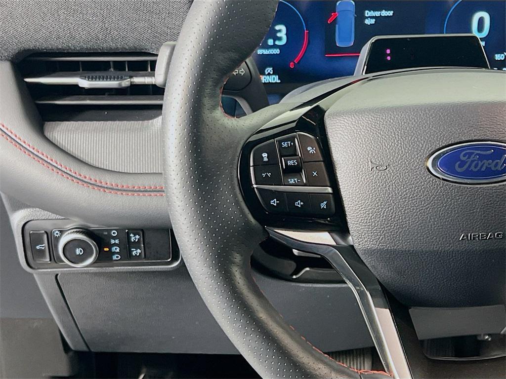 used 2025 Ford Explorer car, priced at $41,054