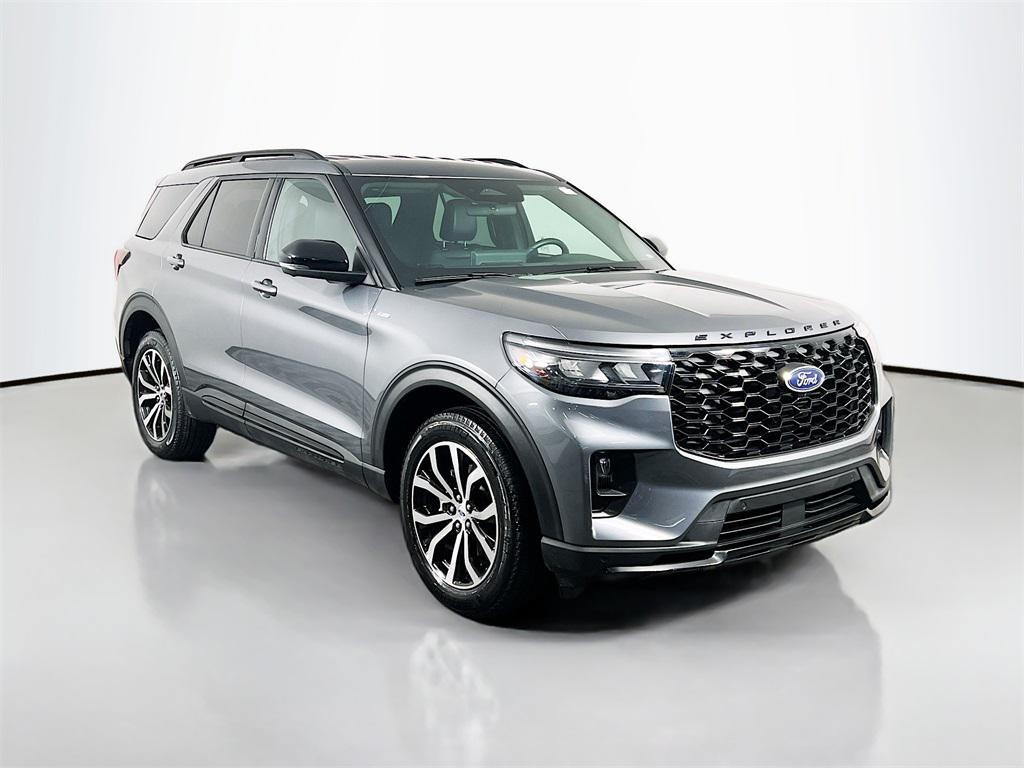 used 2025 Ford Explorer car, priced at $41,054