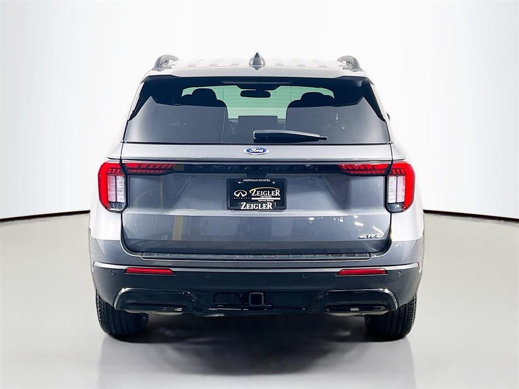 used 2025 Ford Explorer car, priced at $41,054