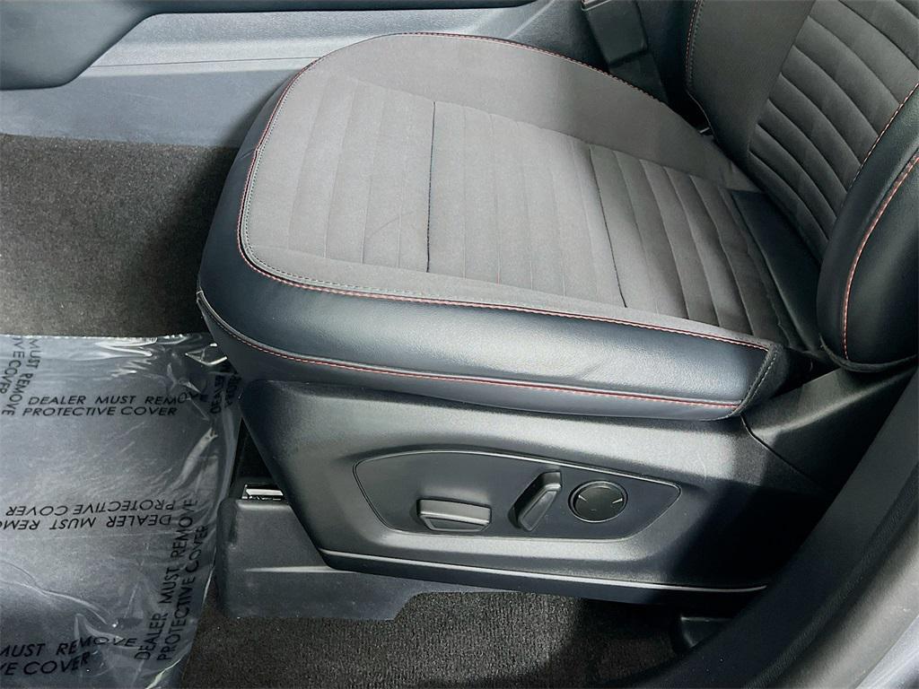 used 2025 Ford Explorer car, priced at $41,054