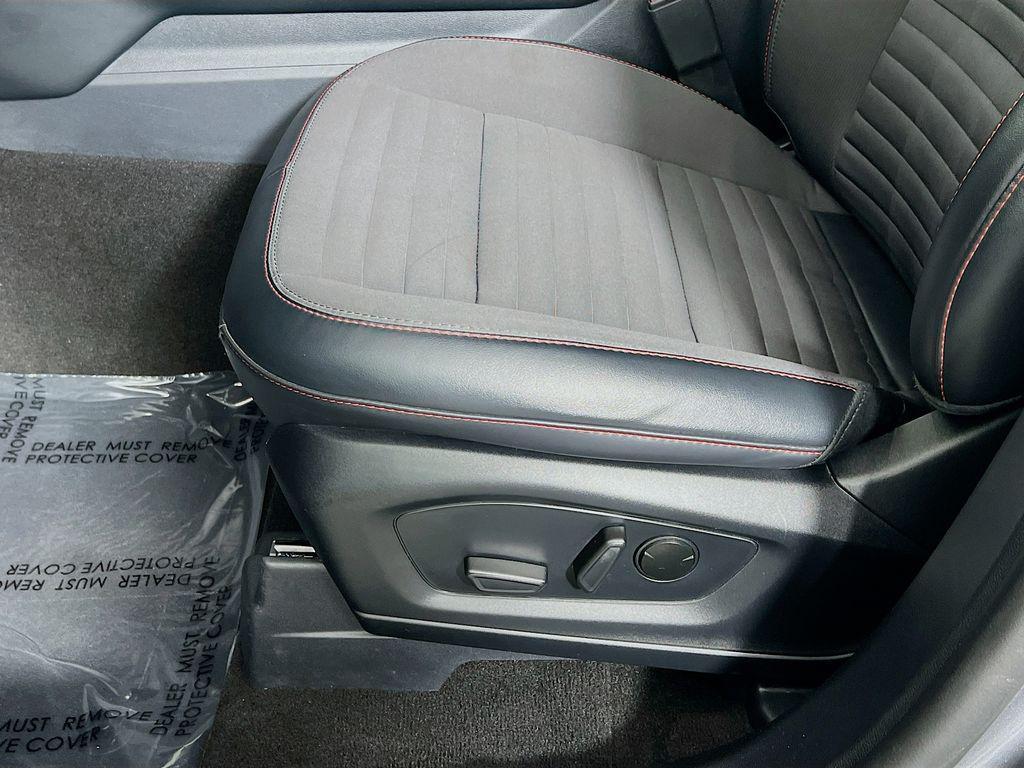 used 2025 Ford Explorer car, priced at $41,054