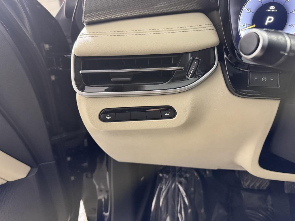 used 2023 INFINITI QX60 car, priced at $33,454