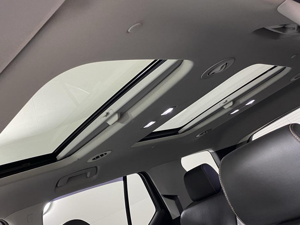 used 2020 Chevrolet Traverse car, priced at $24,725