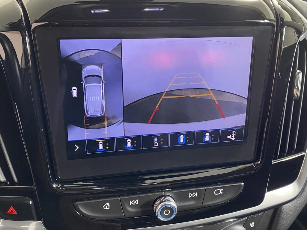 used 2020 Chevrolet Traverse car, priced at $24,725
