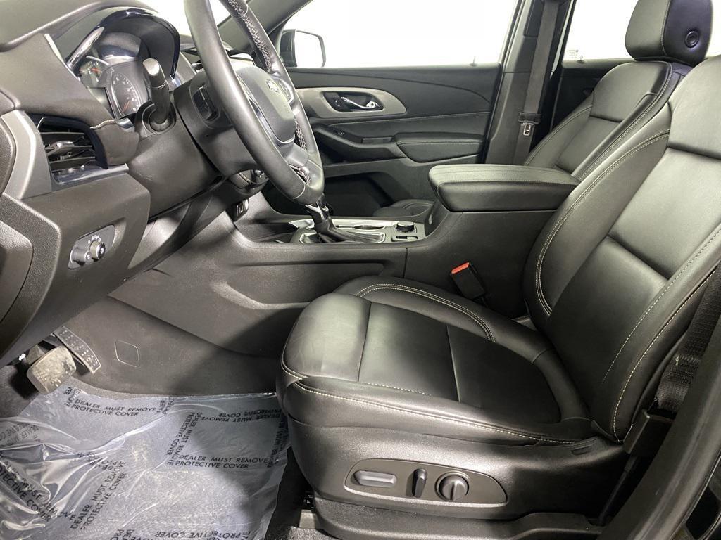 used 2023 Chevrolet Traverse car, priced at $28,625