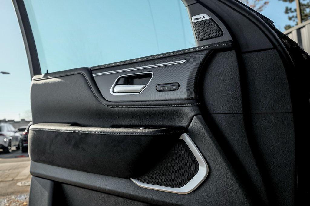 new 2026 INFINITI QX80 car, priced at $85,303