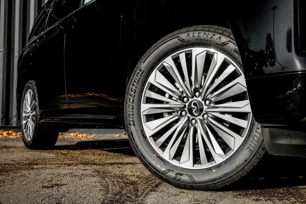 new 2026 INFINITI QX80 car, priced at $85,303