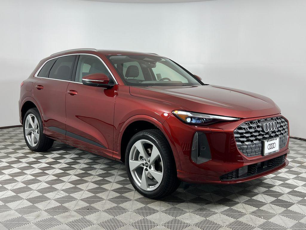 new 2025 Audi Q5 car, priced at $60,325