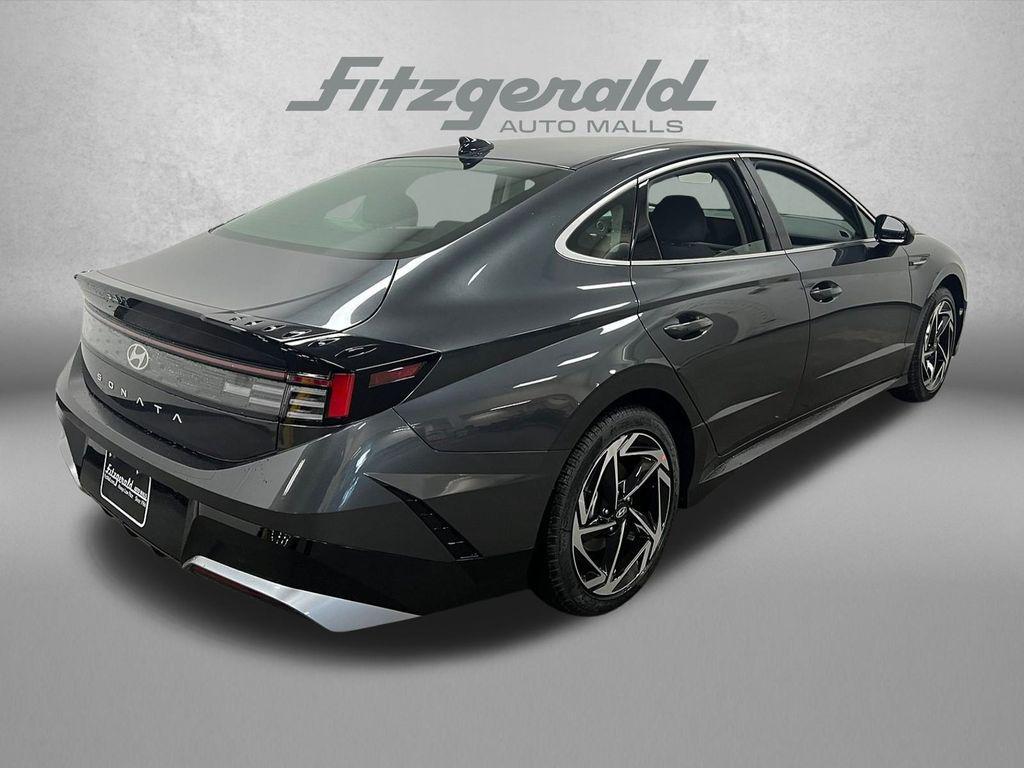 new 2026 Hyundai Sonata car, priced at $29,139