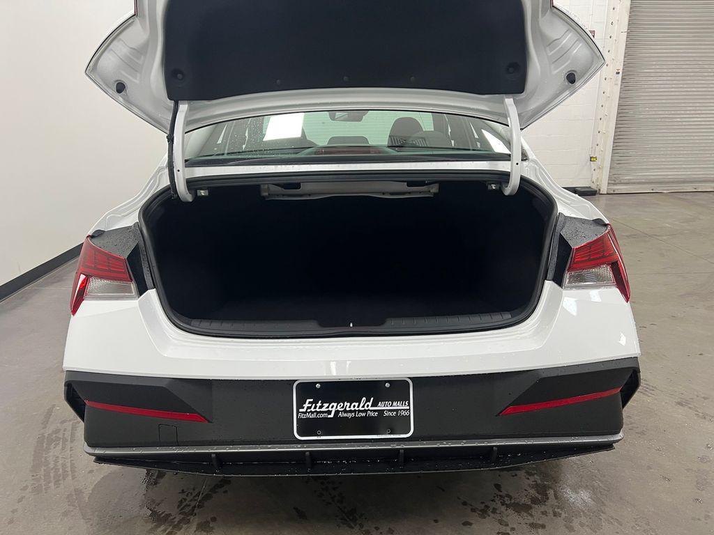 new 2026 Hyundai ELANTRA HEV car, priced at $26,420