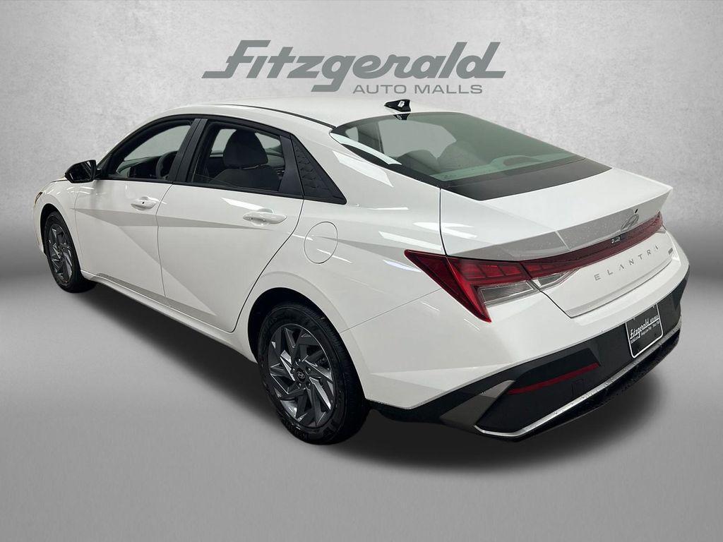 new 2026 Hyundai ELANTRA HEV car, priced at $26,420