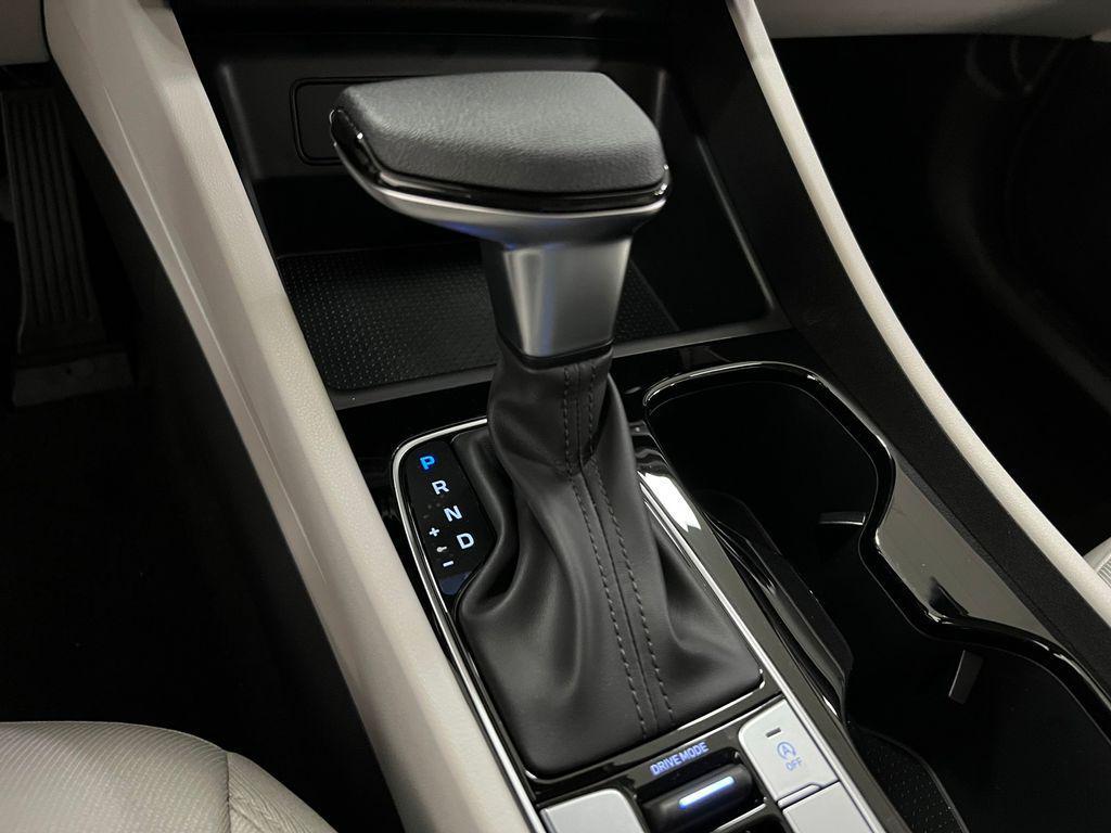 new 2026 Hyundai Tucson car, priced at $32,425