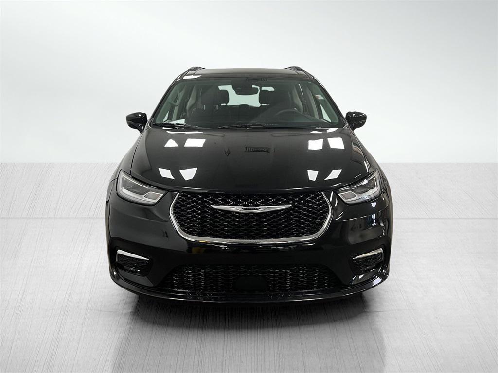 used 2022 Chrysler Pacifica car, priced at $18,995