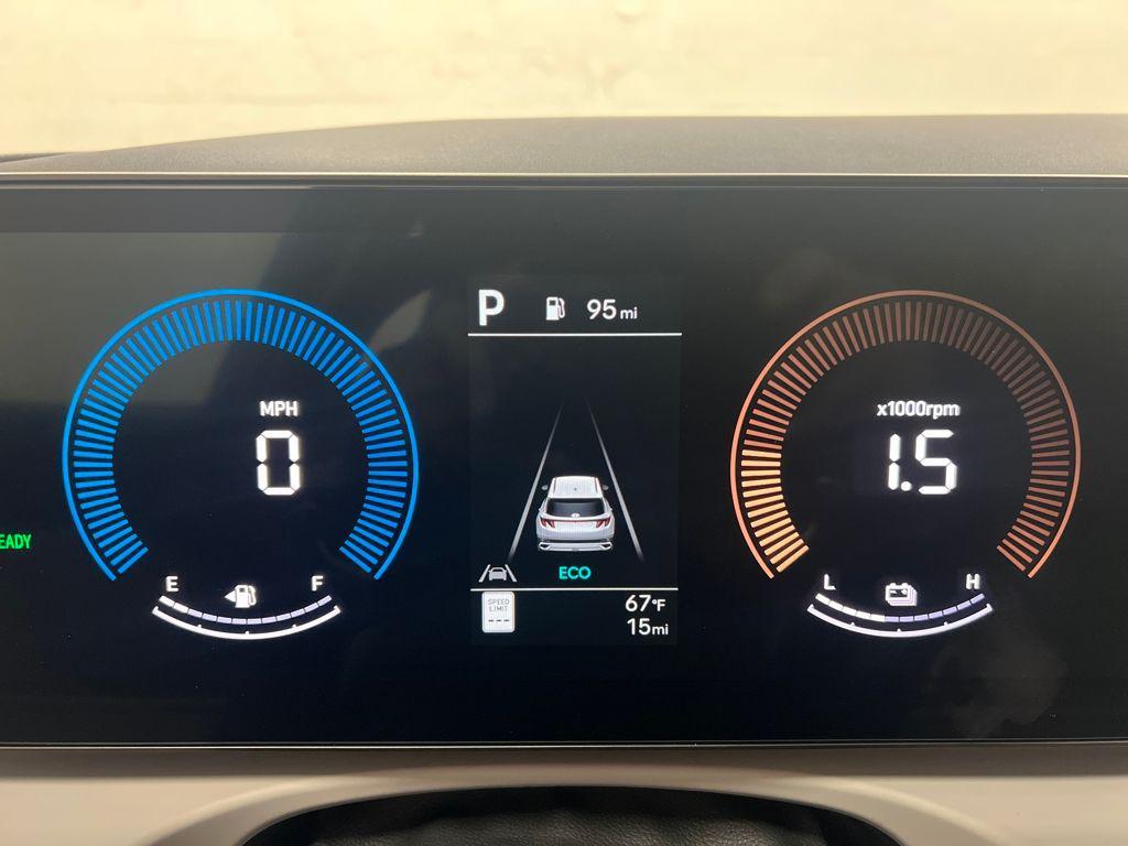 new 2026 Hyundai TUCSON Hybrid car, priced at $34,156