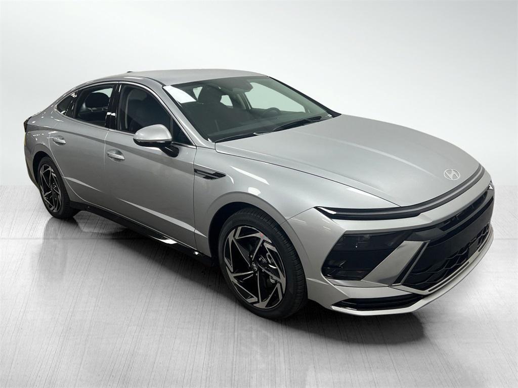 new 2026 Hyundai Sonata car, priced at $28,639